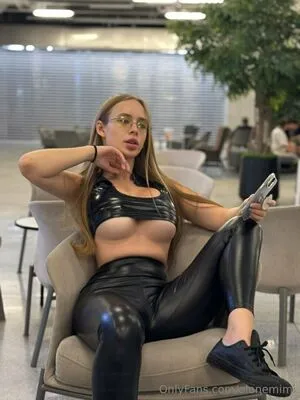 Alonemimi OnlyFans Leaked Free Thumbnail Picture - #WhAbiQf3MB