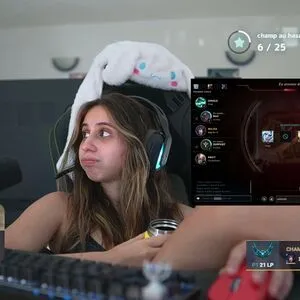 Aloonea OnlyFans Leaked Free Thumbnail Picture - #7QeDZUY7gg