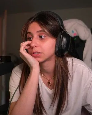 Aloonea OnlyFans Leaked Free Thumbnail Picture - #yxQZcpGpT6