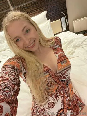 Alora Free OnlyFans Leaked Free Thumbnail Picture - #AskUyqiO2k
