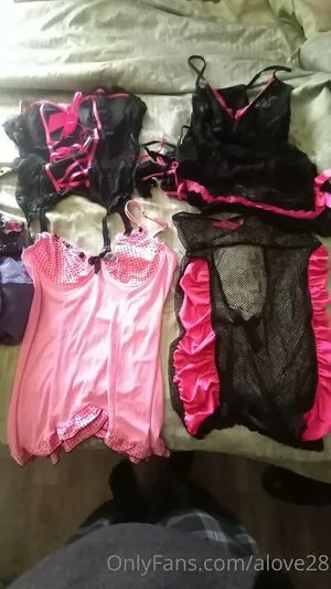 Alove28 OnlyFans Leaked Free Thumbnail Picture - #t4H7eAzkCz