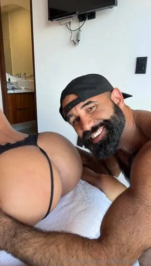 Alphatopwolf22 OnlyFans Leaked Free Thumbnail Picture - #2rgqt0ADRs