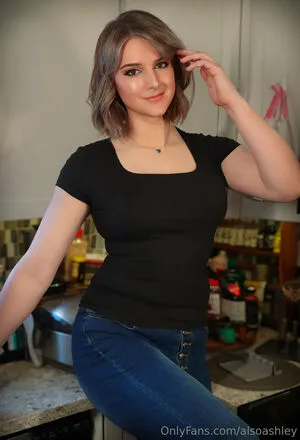 AlsoAshley OnlyFans Leaked Free Thumbnail Picture - #QTlbstajWp