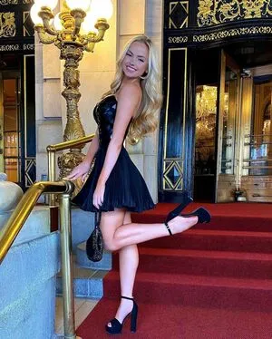 Alta Sweet Tabar OnlyFans Leaked Free Thumbnail Picture - #KNs7QeB589