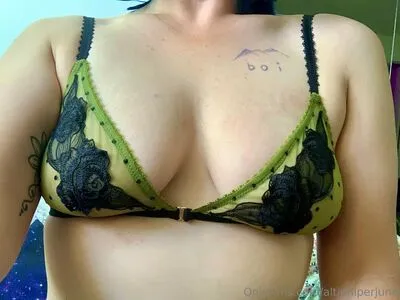 Altjuniperjune OnlyFans Leaked Free Thumbnail Picture - #iFtz8aJ4uk