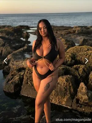 Alua Model OnlyFans Leaked Free Thumbnail Picture - #RK4vx12jV1