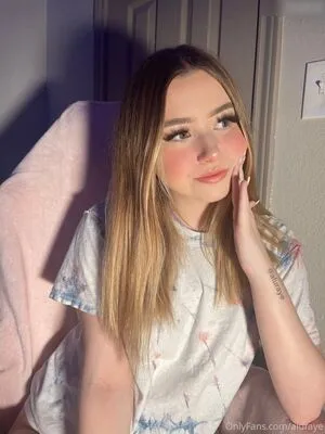 Aluraye OnlyFans Leaked Free Thumbnail Picture - #fBokrGhb0e