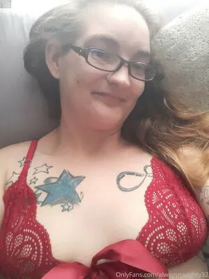 Alwaysnaughty32 OnlyFans Leaked Free Thumbnail Picture - #8YaPtS0Hvp