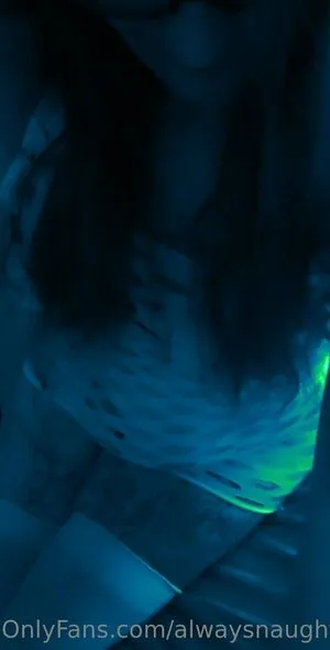Alwaysnaughty32 OnlyFans Leaked Free Thumbnail Picture - #m3UgUFPOWi
