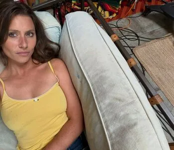 Aly Michalka OnlyFans Leaked Free Thumbnail Picture - #amg8OwE7pX