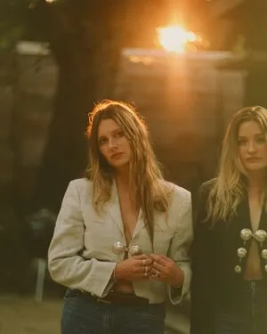 Aly Michalka OnlyFans Leaked Free Thumbnail Picture - #d2Z89V4aSl