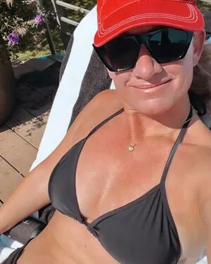 Aly Simmons Gwin OnlyFans Leaked Free Thumbnail Picture - #lpSk3yQEid