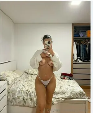 Alya Ferrari OnlyFans Leaked Free Thumbnail Picture - #i3G5LglyNS