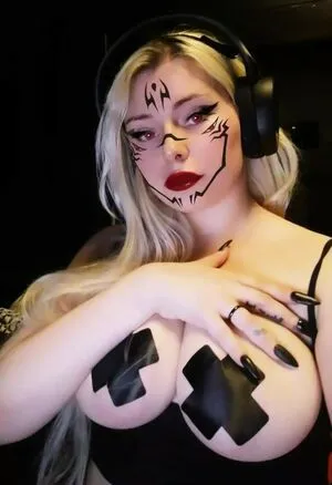 Alyatrosk OnlyFans Leaked Free Thumbnail Picture - #9E3hE4m4cV