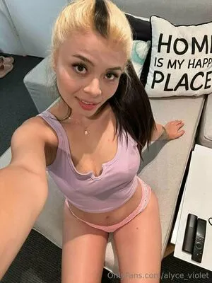 Alyce Violet OnlyFans Leaked Free Thumbnail Picture - #VPAuPnaozG