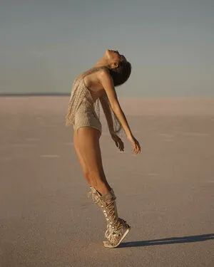 Alycia Debnam Carey OnlyFans Leaked Free Thumbnail Picture - #4NH7G0l0SF