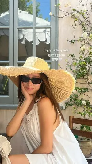 Alycia Debnam Carey OnlyFans Leaked Free Thumbnail Picture - #ChggHX0mbI