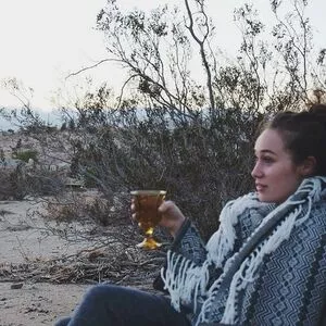 Alycia Debnam Carey OnlyFans Leaked Free Thumbnail Picture - #DAatSTCBik