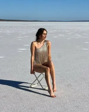 Alycia Debnam Carey OnlyFans Leaked Free Thumbnail Picture - #Qs85feL3Ag