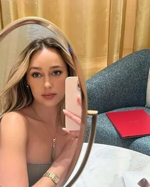 Alycia Debnam Carey OnlyFans Leaked Free Thumbnail Picture - #T1XW23HJni