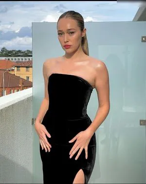 Alycia Debnam Carey OnlyFans Leaked Free Thumbnail Picture - #blelhbFCK7