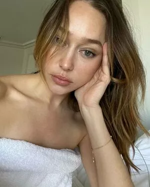 Alycia Debnam Carey OnlyFans Leaked Free Thumbnail Picture - #xjx6oJeCtB