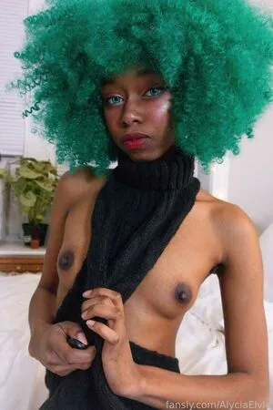 Alycia Elvie OnlyFans Leaked Free Thumbnail Picture - #BtNlKNKTm9