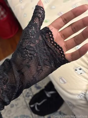 Alyciaelvie OnlyFans Leaked Free Thumbnail Picture - #F4F0Qk076H