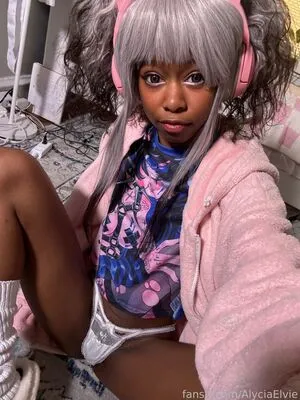Alyciaelvie OnlyFans Leaked Free Thumbnail Picture - #K9oR8EsWp2