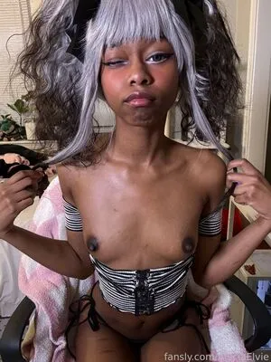 Alyciaelvie OnlyFans Leaked Free Thumbnail Picture - #YdonAIg5B9