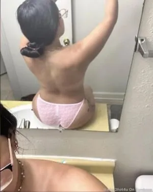 Alys2hot4u OnlyFans Leaked Free Thumbnail Picture - #cNryHAFQCg
