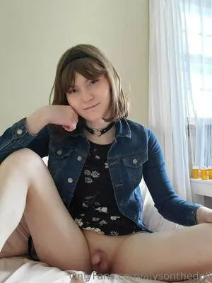Alysonthedoll OnlyFans Leaked Free Thumbnail Picture - #EGUBuXd6hw
