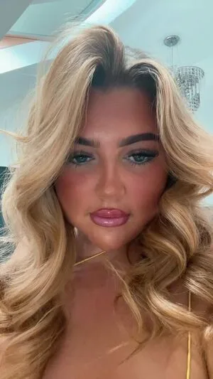 Alyssa Garbett OnlyFans Leaked Free Thumbnail Picture - #VsRj5Zwd7Z