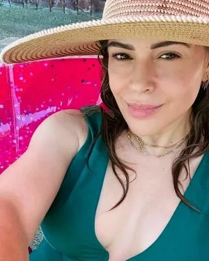 Alyssa Milano OnlyFans Leaked Free Thumbnail Picture - #Ecp7SZENdc