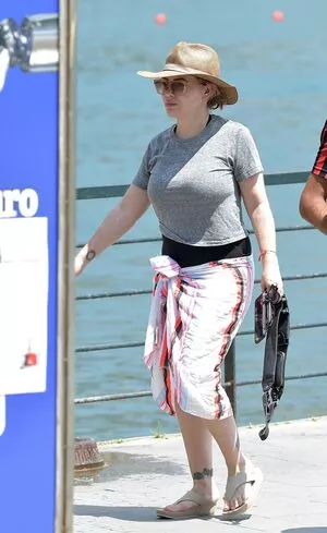 Alyssa Milano OnlyFans Leaked Free Thumbnail Picture - #hj438qySXt