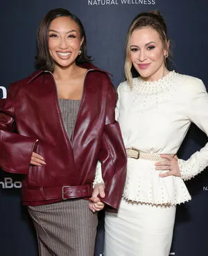 Alyssa Milano OnlyFans Leaked Free Thumbnail Picture - #przF4JMD9u