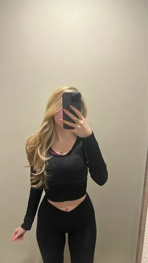 Alyssa Salazar OnlyFans Leaked Free Thumbnail Picture - #ftSl6MJZB2