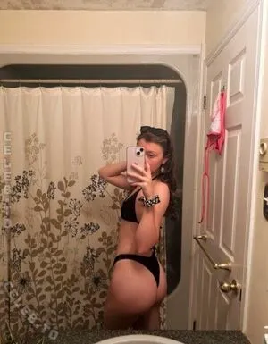 Alyssa Schwartz OnlyFans Leaked Free Thumbnail Picture - #eYvMPAZPga