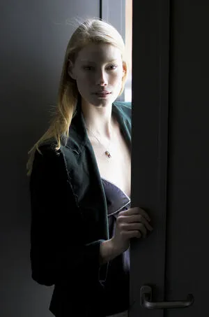 Alyssa Sutherland OnlyFans Leaked Free Thumbnail Picture - #7fcJDk106z