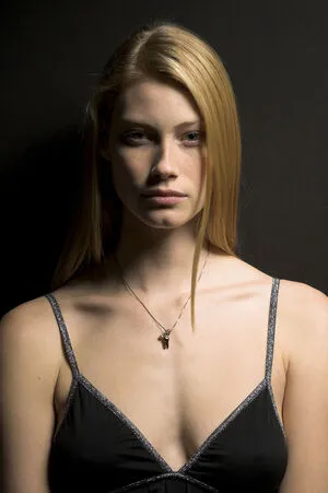 Alyssa Sutherland OnlyFans Leaked Free Thumbnail Picture - #T5to8hcoQ4