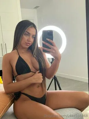 Alyssabankss OnlyFans Leaked Free Thumbnail Picture - #rxJMgc1oC8