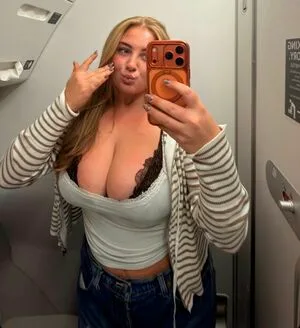 Alyssaholmes6969 OnlyFans Leaked Free Thumbnail Picture - #d8LV0WsU21