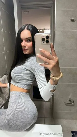 Alyssahopee OnlyFans Leaked Free Thumbnail Picture - #Gyd7cxw2s5