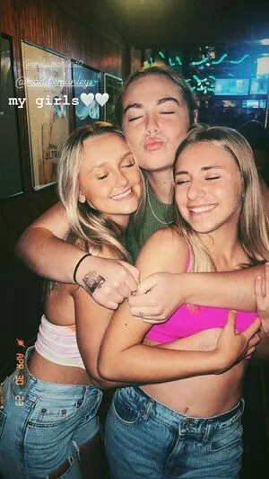 Alysse Wallaker OnlyFans Leaked Free Thumbnail Picture - #H0eea5T2ra
