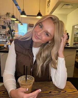 Alysse Wallaker OnlyFans Leaked Free Thumbnail Picture - #IQJgisYzWe