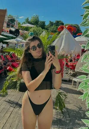 Alysshan OnlyFans Leaked Free Thumbnail Picture - #xLfmvmygG7