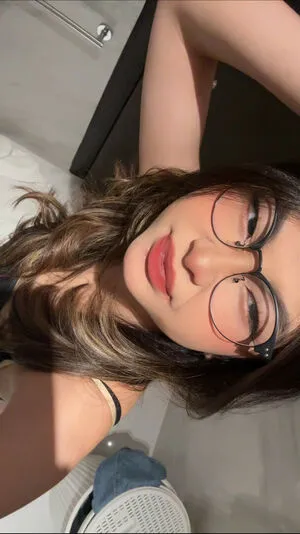 Alyssia Keii OnlyFans Leaked Free Thumbnail Picture - #ScX0wFixer