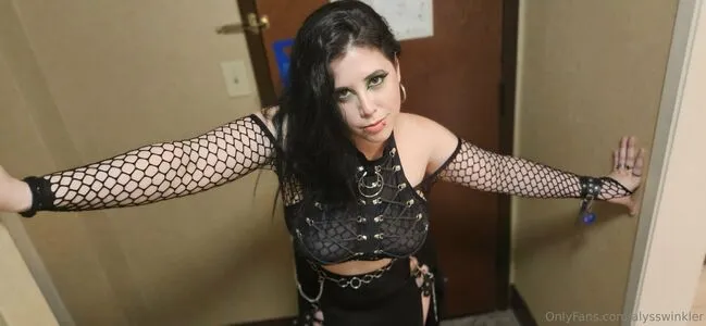 Alysswinkler OnlyFans Leaked Free Thumbnail Picture - #XGqin8jE1R