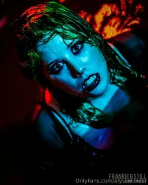 Alysswinkler OnlyFans Leaked Free Thumbnail Picture - #beSUuORInU