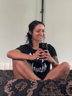 Alyx Urie2 OnlyFans Leaked Free Thumbnail Picture - #5eDWuIJS0x